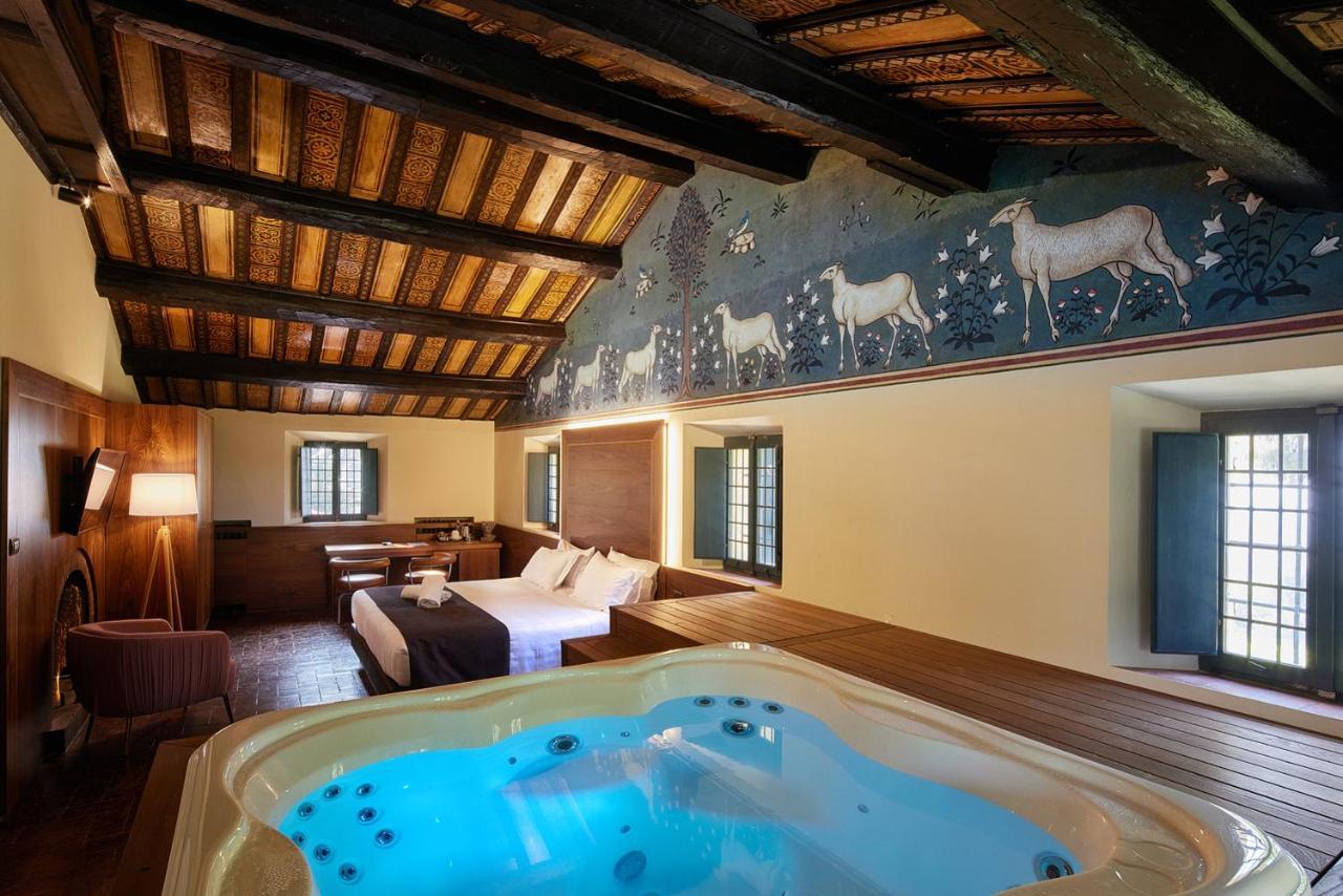 La Loggia Historic Resort Hotel 3*