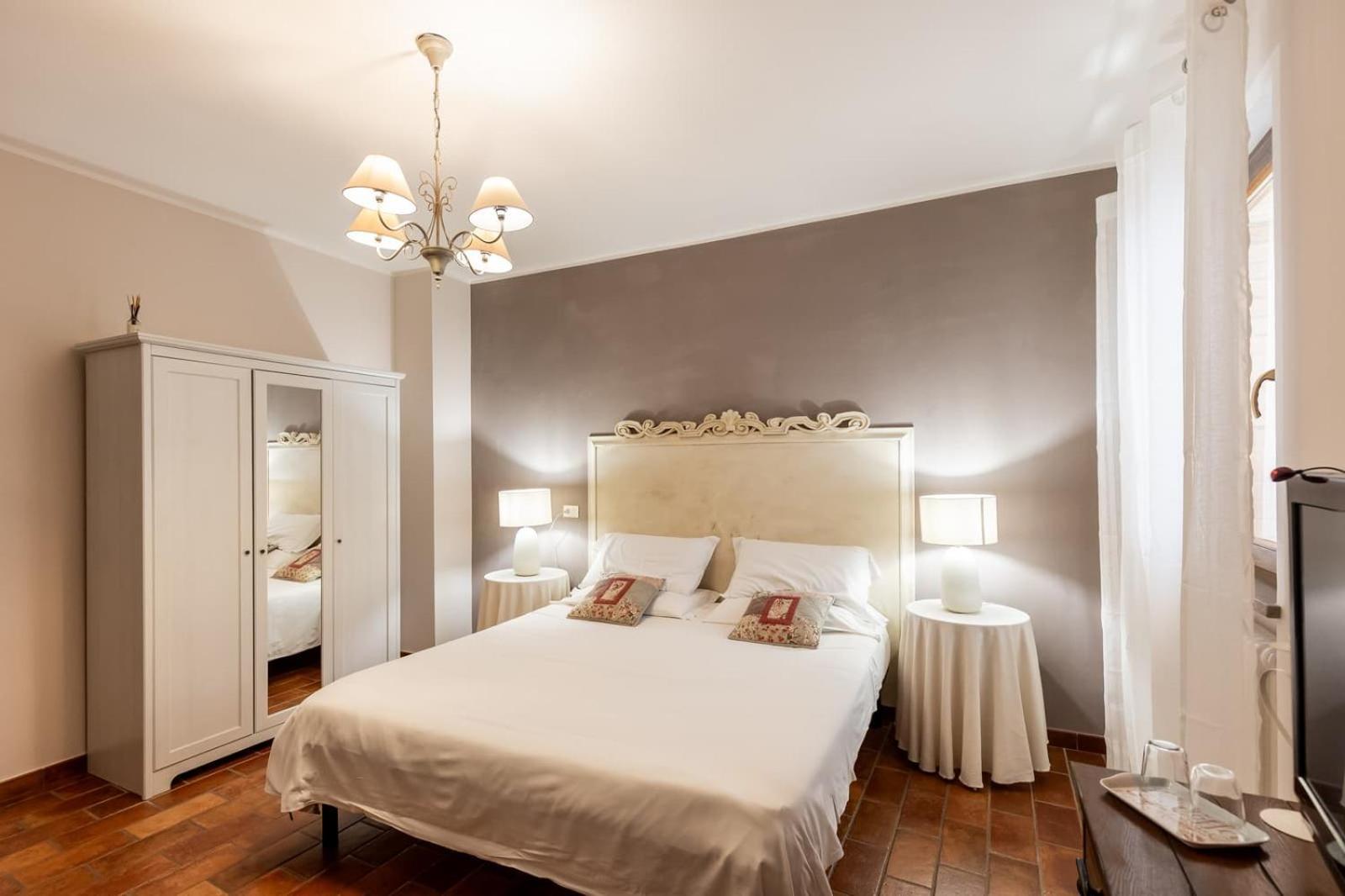 Hotel La Loggia Historic Resort 3*