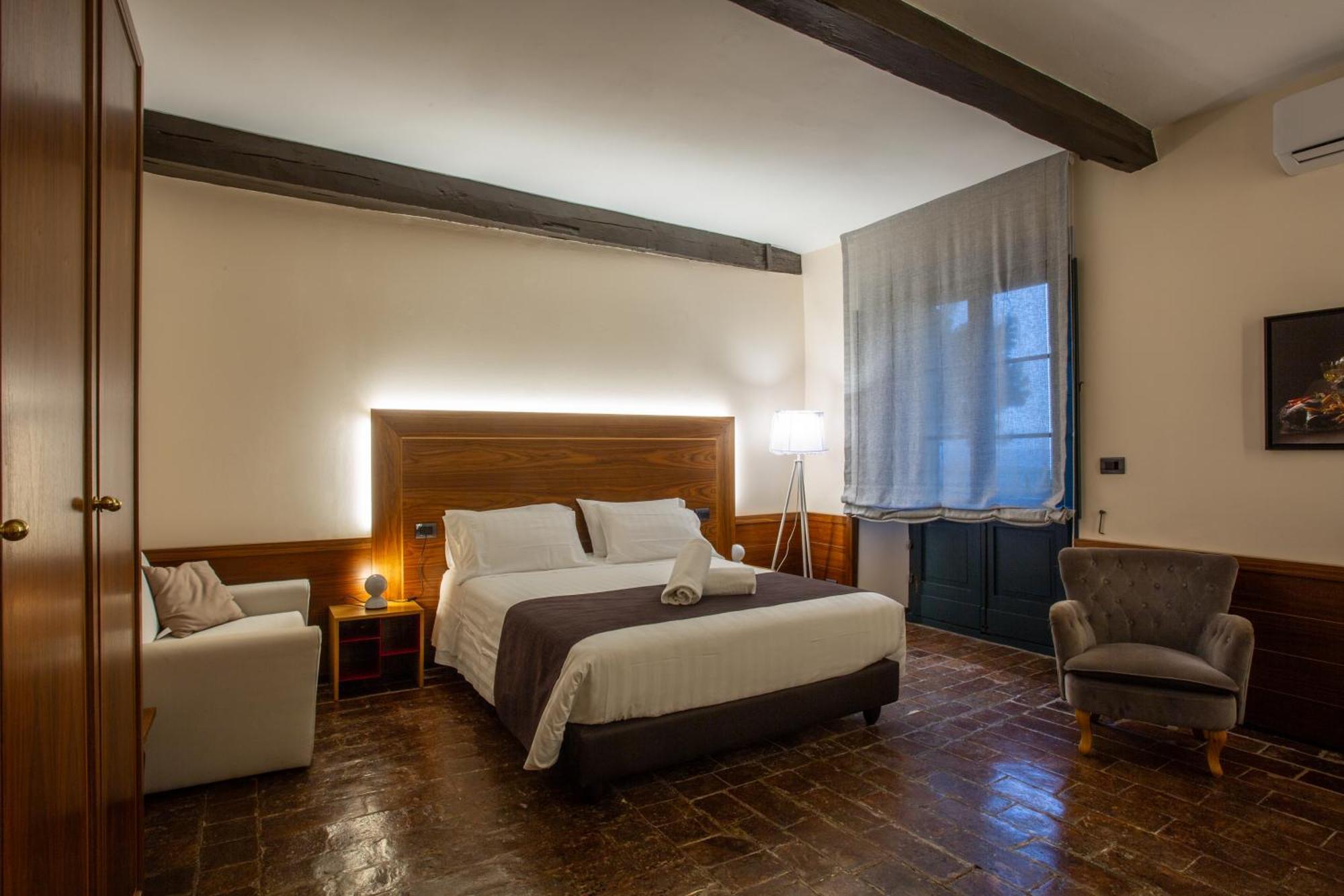 Hotel La Loggia Historic Resort